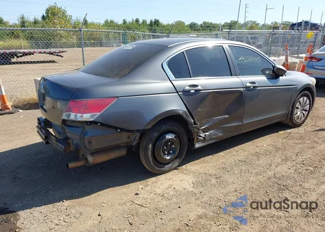 2010 Honda Accord 2.4 Lx из США, поврежденный, VIN 1HGCP2F34AA051780